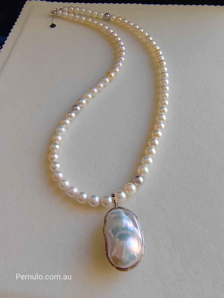 'Lueur du soir' necklace 18k white gold diamond genuine Japanese akoya and freshwater pearl