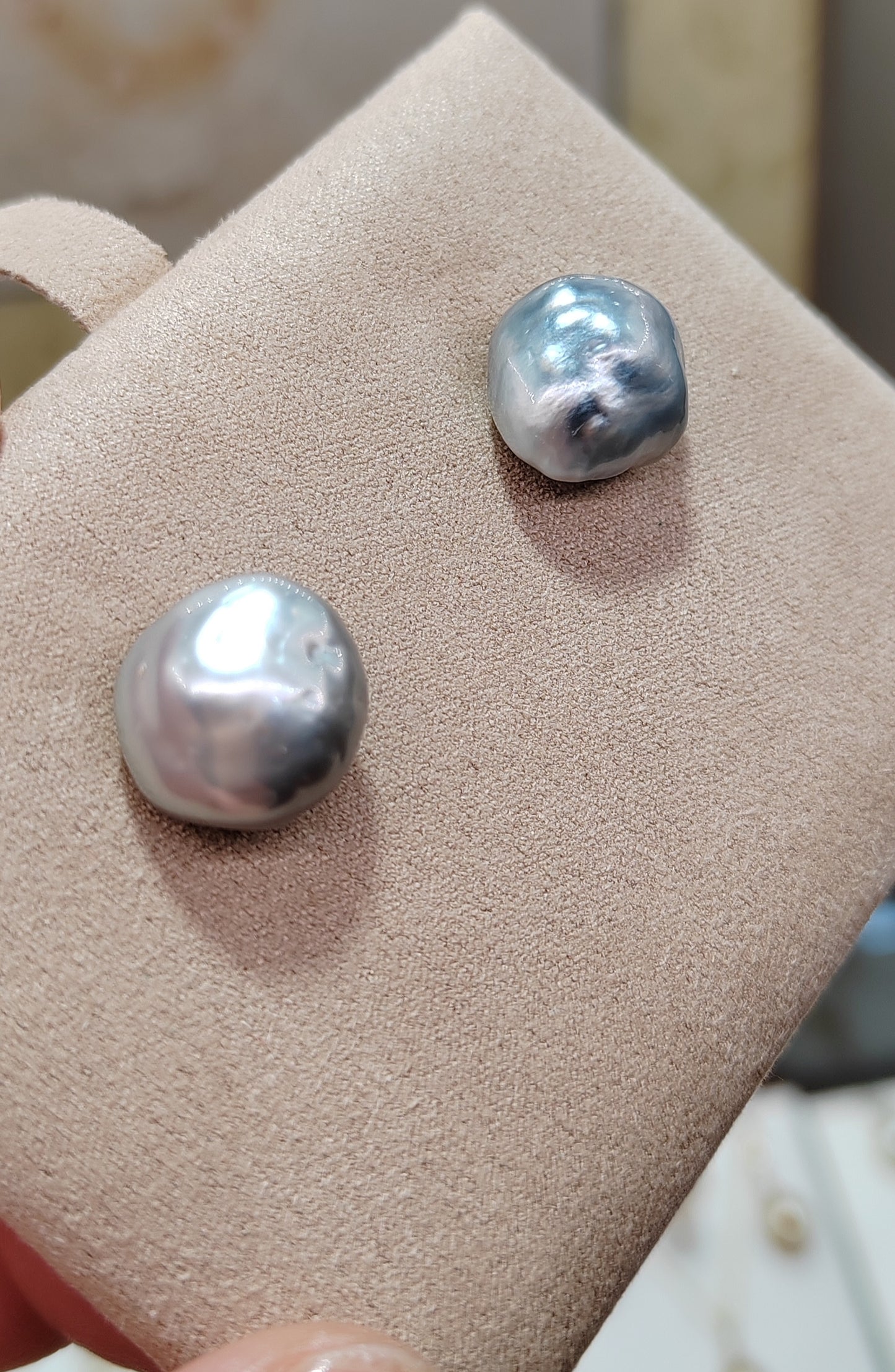 'Nuvole' rare find 21.65ct genuine Keshi south Sea Pearls 18ct white gold earrings
