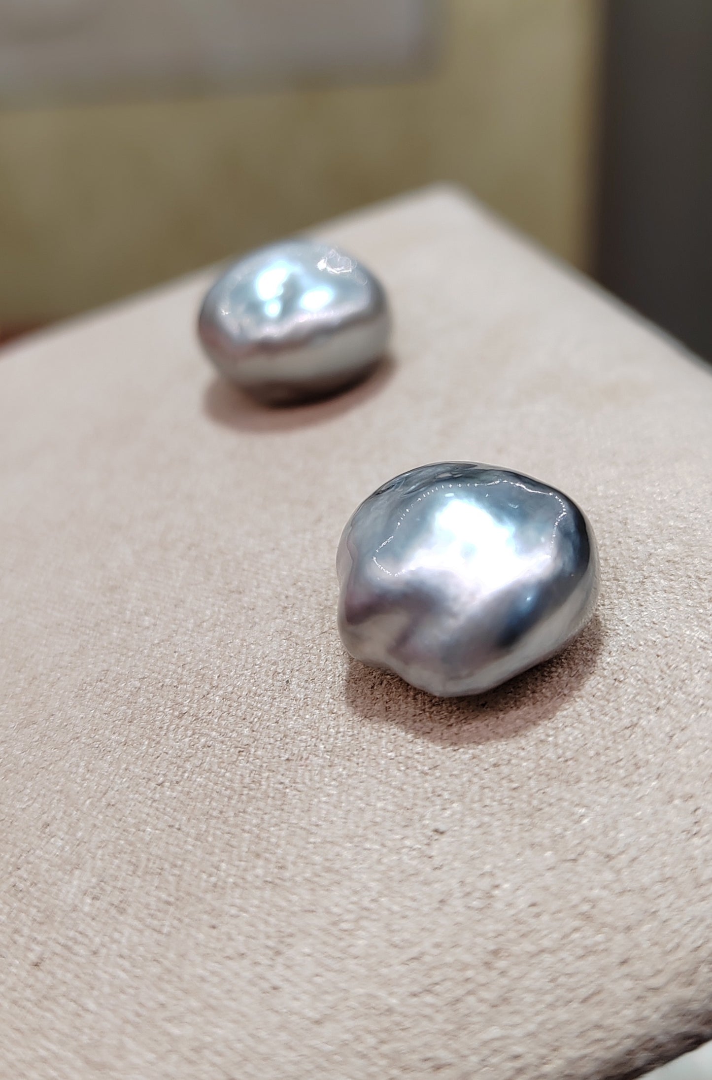 'Nuvole' rare find 21.65ct genuine Keshi south Sea Pearls 18ct white gold earrings