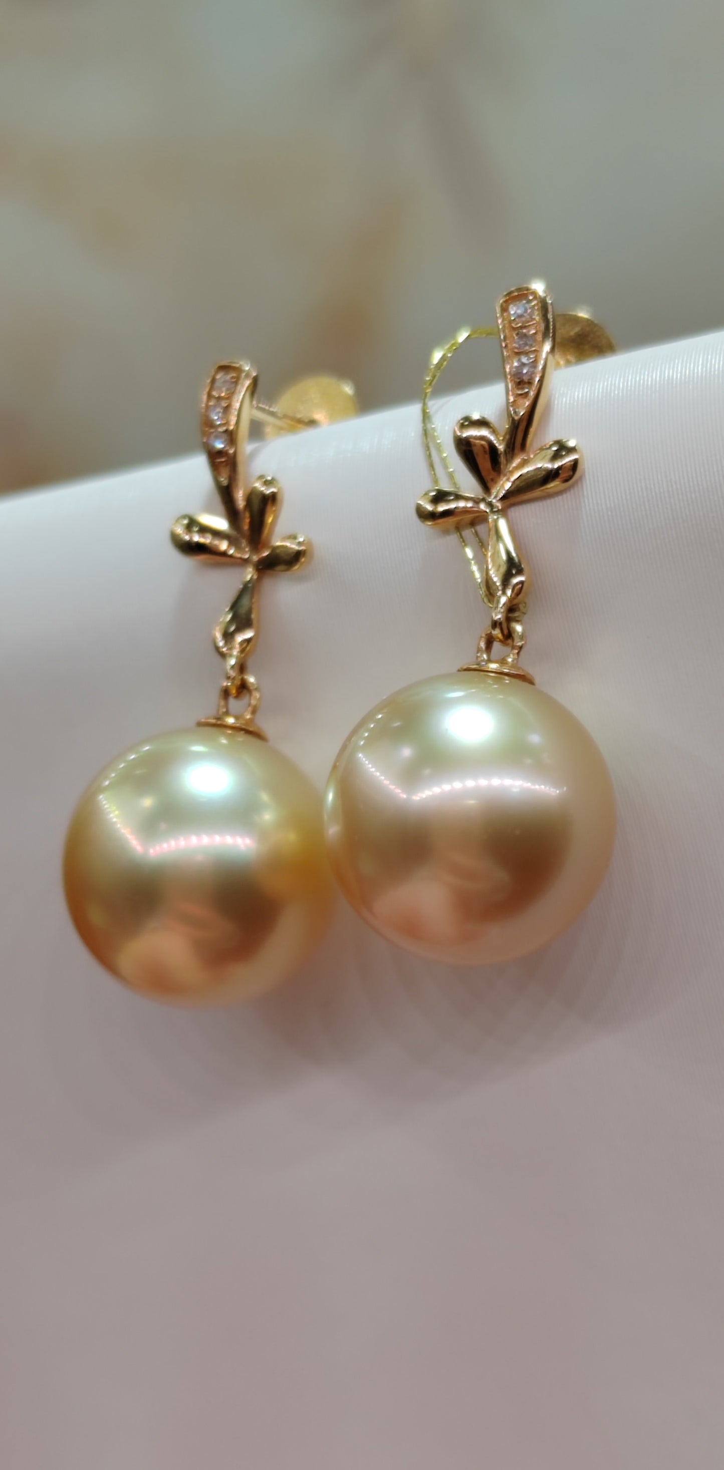 'Golden Lily' 18ct gold diamond earrings genuine golden south sea pearls round 10.6mm AAAA