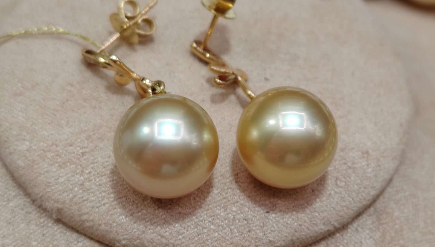 'Golden Lily' 18ct gold diamond earrings genuine golden south sea pearls round 10.6mm AAAA