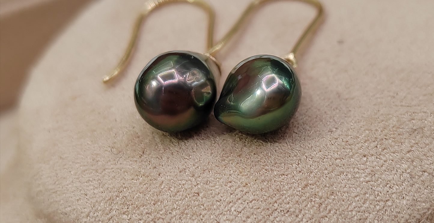 'Vivid peacock' 18ct gold drop earrings genuine Keshi tahitian south sea pearls