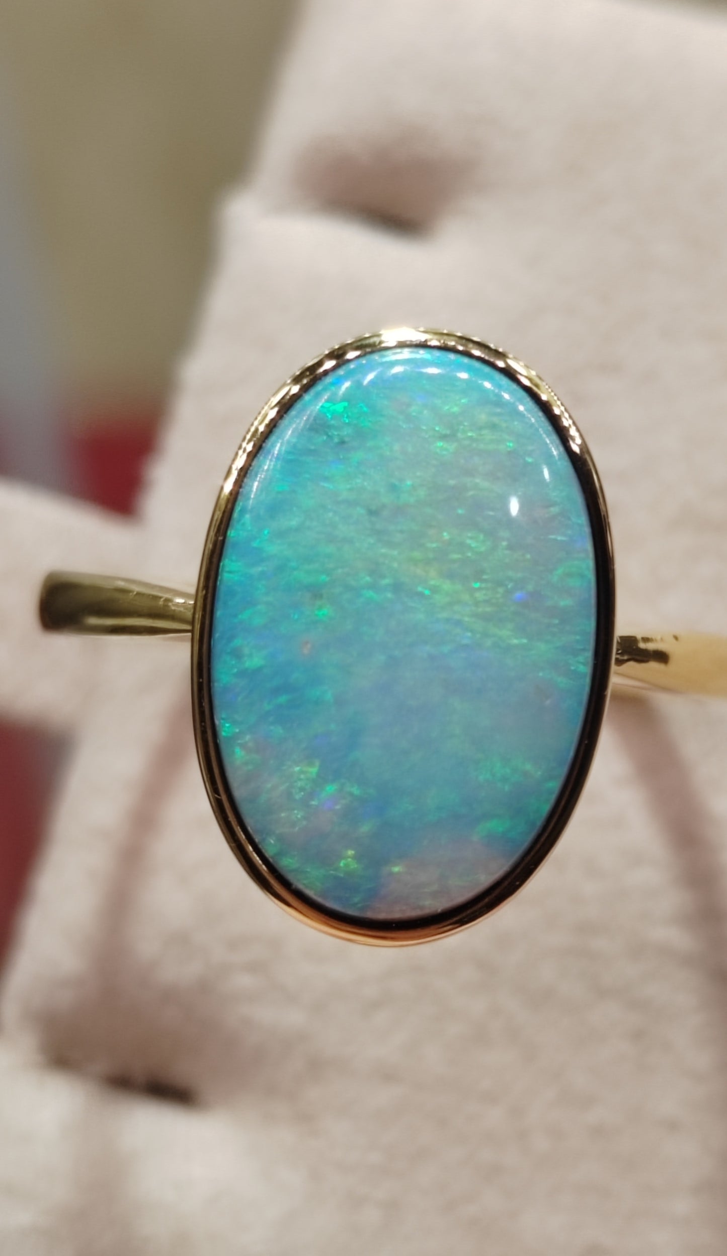 'The blue lake' 2.3ct Solid Australian Crystal opal Lightning ridge 14ct gold solitaire ring O1/2