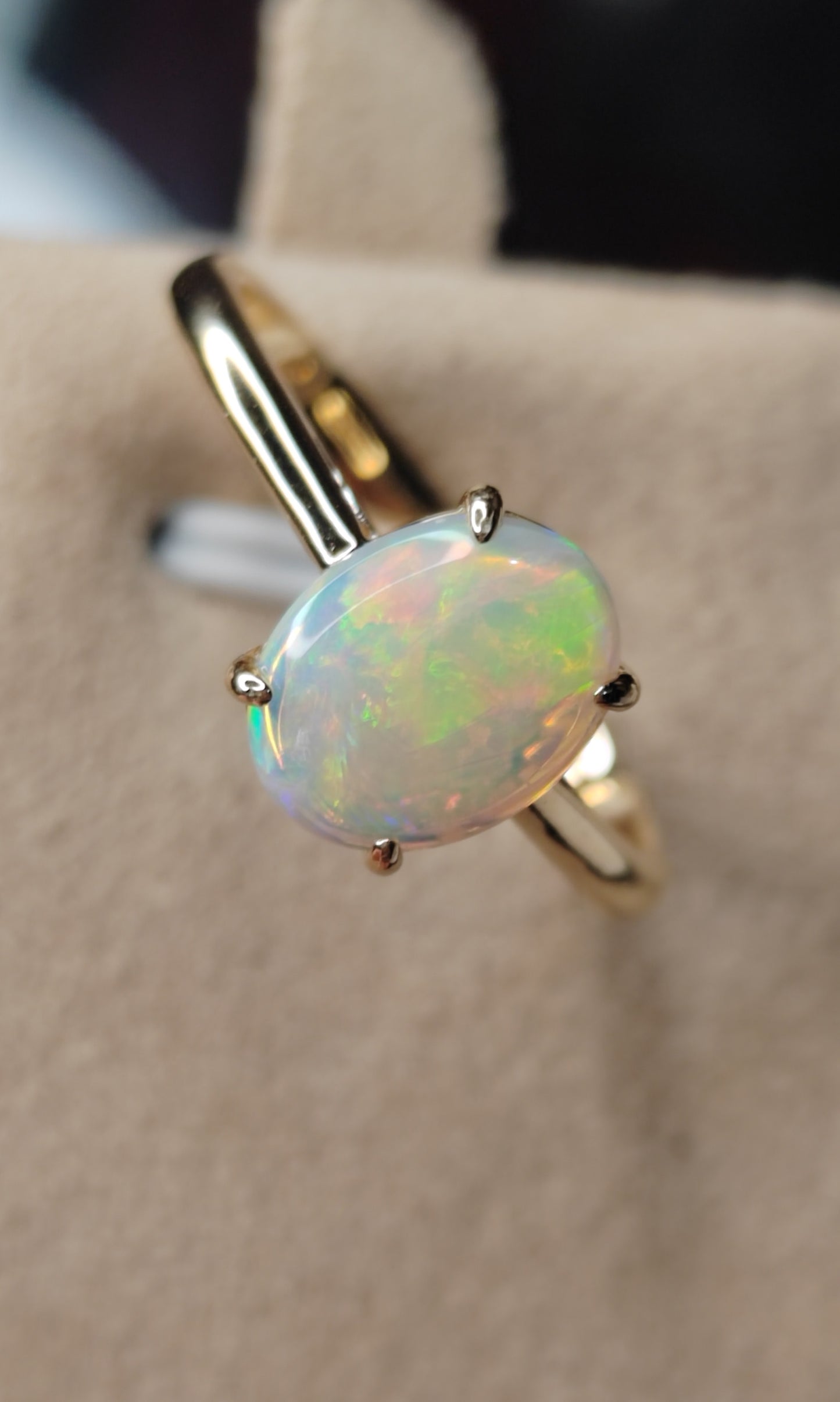 'Summer' Solid Australian Crystal opal 14ct gold solitaire ring size O1/2