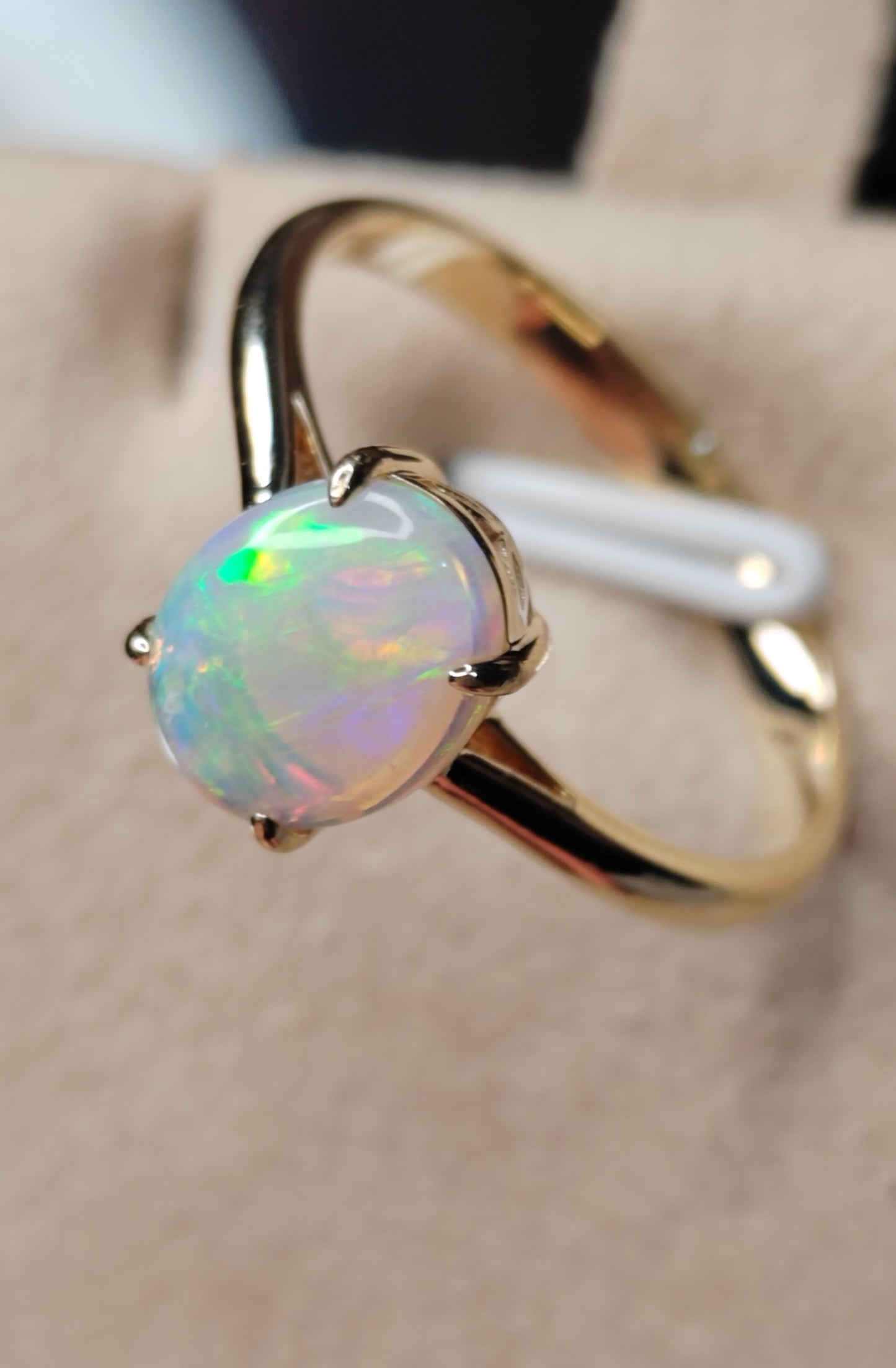 'Summer' Solid Australian Crystal opal 14ct gold solitaire ring size O1/2