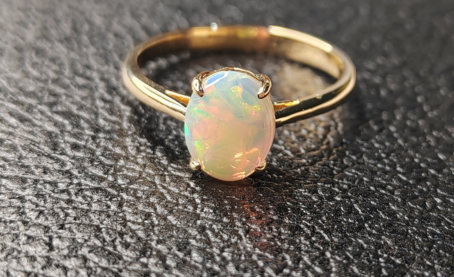 'Summer' Solid Australian Crystal opal 14ct gold solitaire ring size O1/2