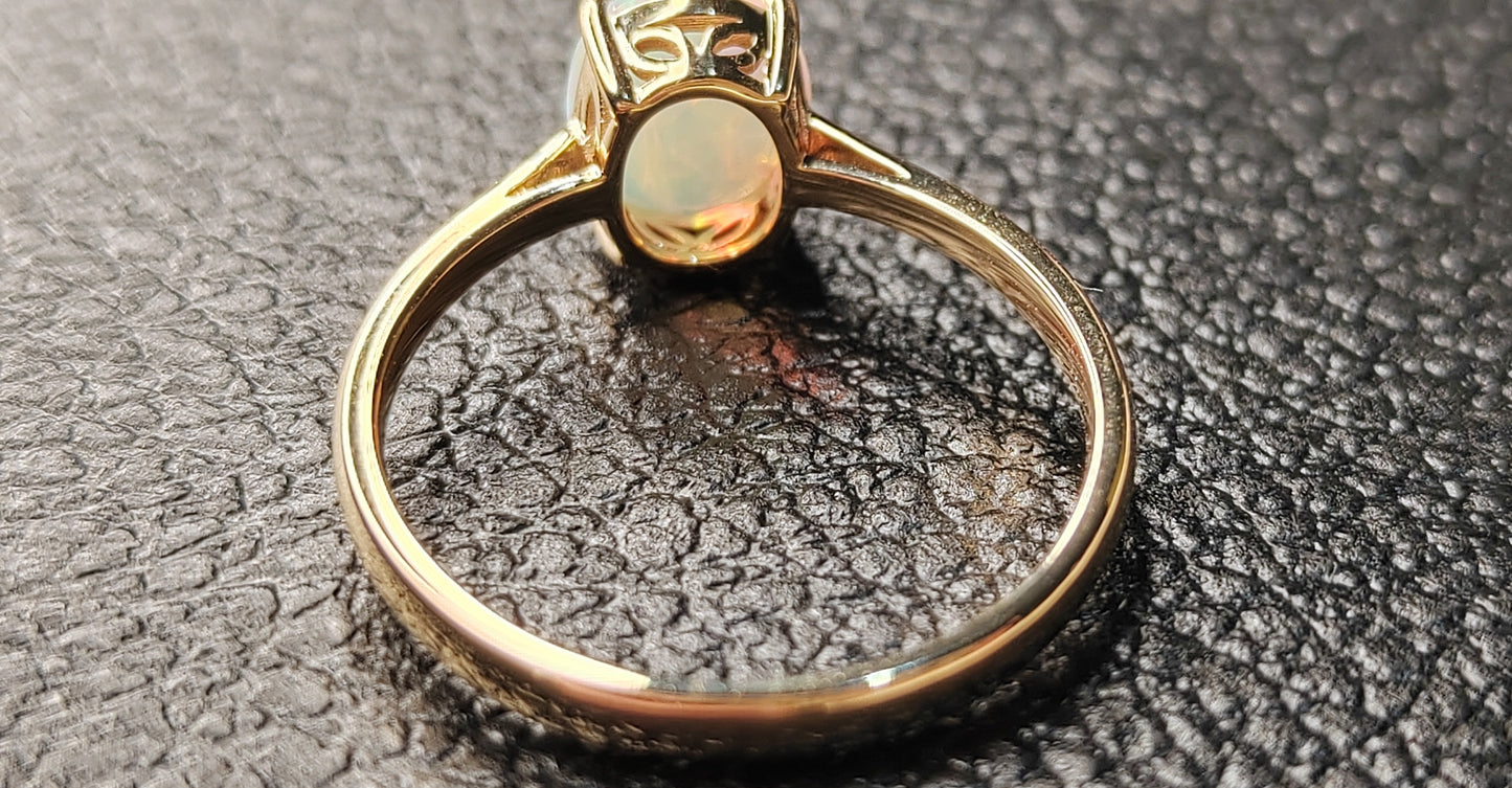 'Summer' Solid Australian Crystal opal 14ct gold solitaire ring size O1/2