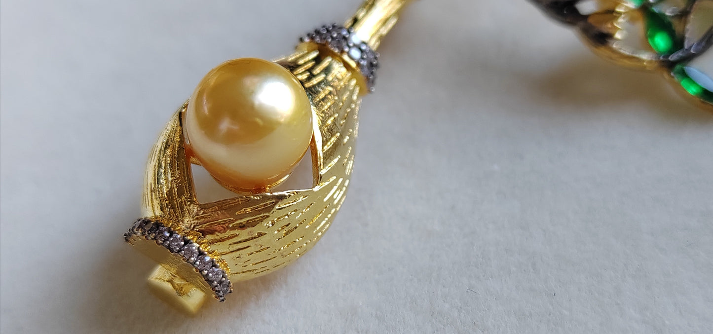 8.8mm Genuine golden south sea pearl gorgeous brooch