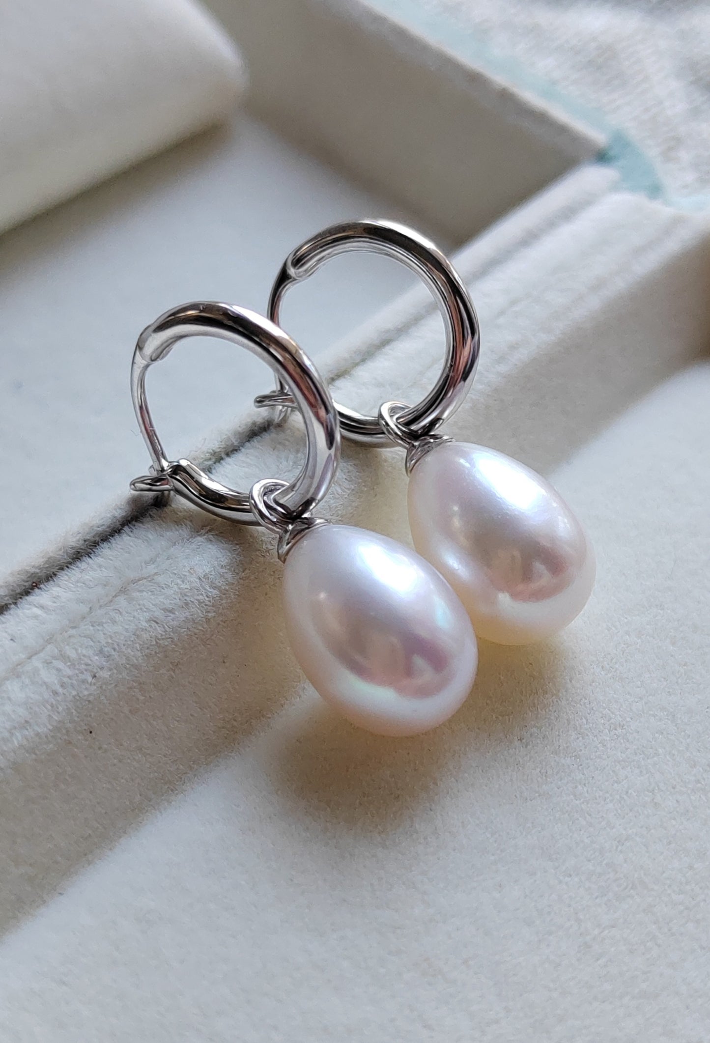 9.6mm Genuine freshwater drop pearls classic dangling earrings sterling silver