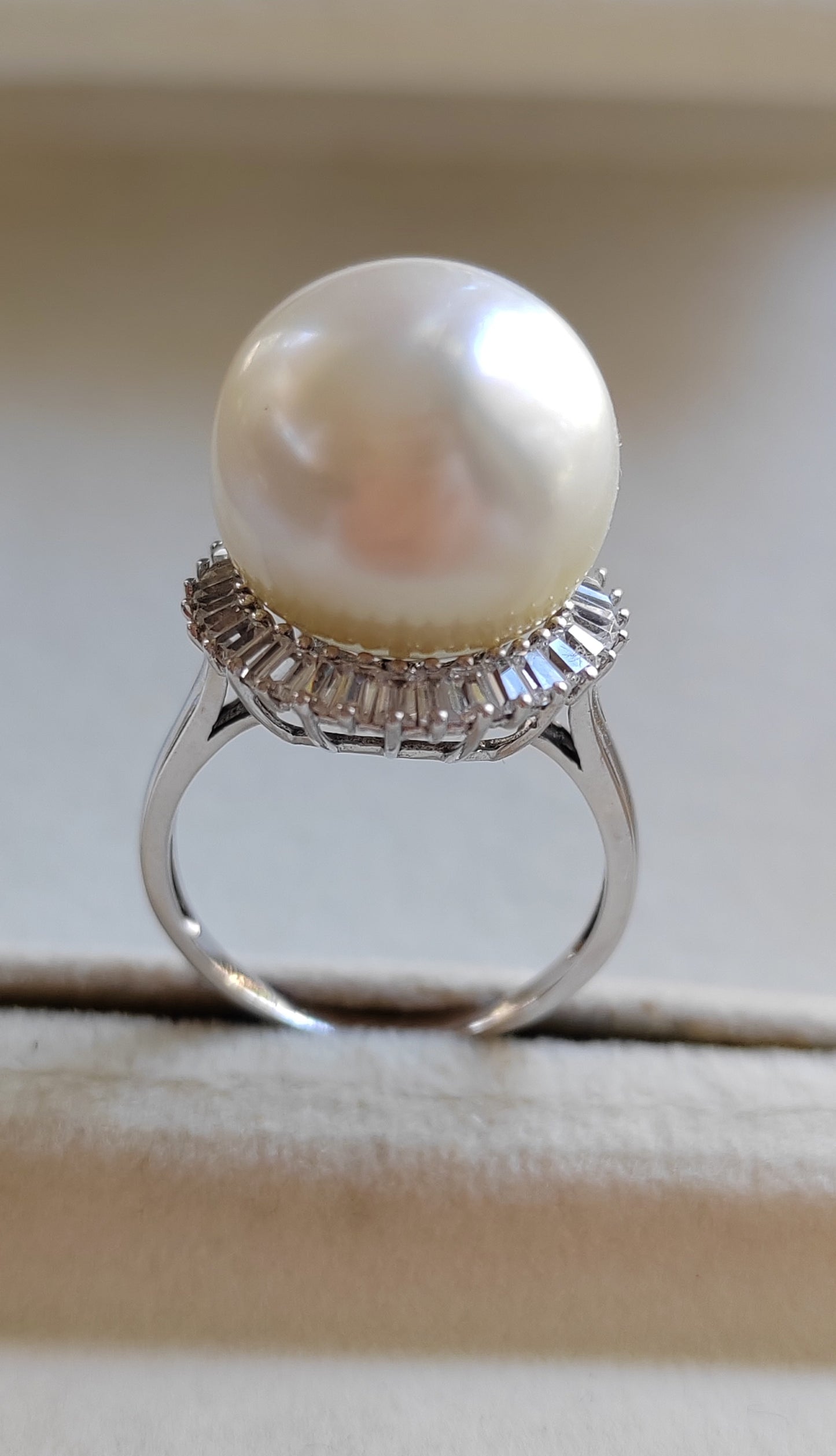 Clearance💝 18ct white gold ring genuine south sea white pearl 15.3mm size P 1/2