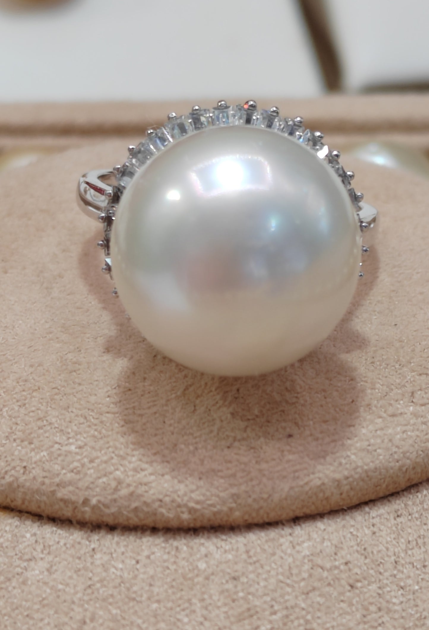 Clearance💝 18ct white gold ring genuine south sea white pearl 15.3mm size P 1/2