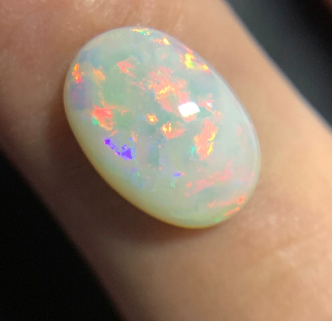 3.435ct Natural Solid Australian white opal Coober Pedy 13.1×9.1×4.5mm