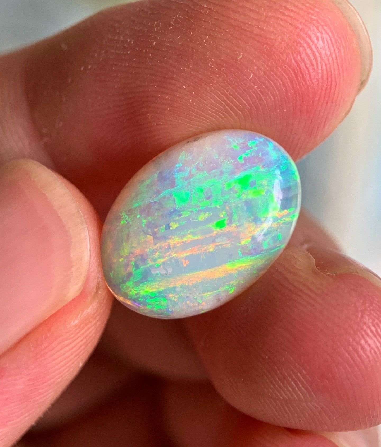 'Neon' 4.07ct Natural Solid Australian Crystal opal 16x11.2x4mm