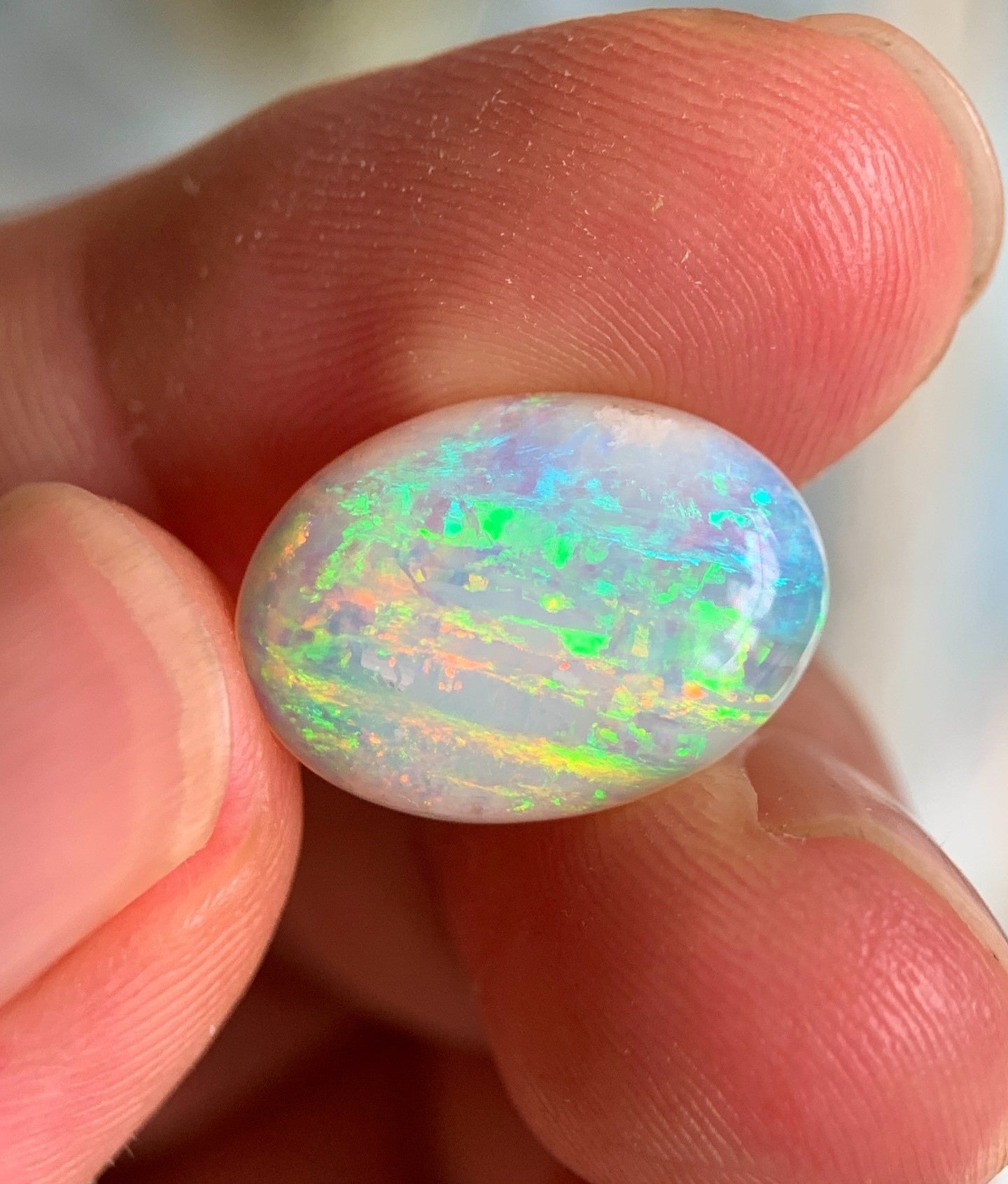 'Neon' 4.07ct Natural Solid Australian Crystal opal 16x11.2x4mm