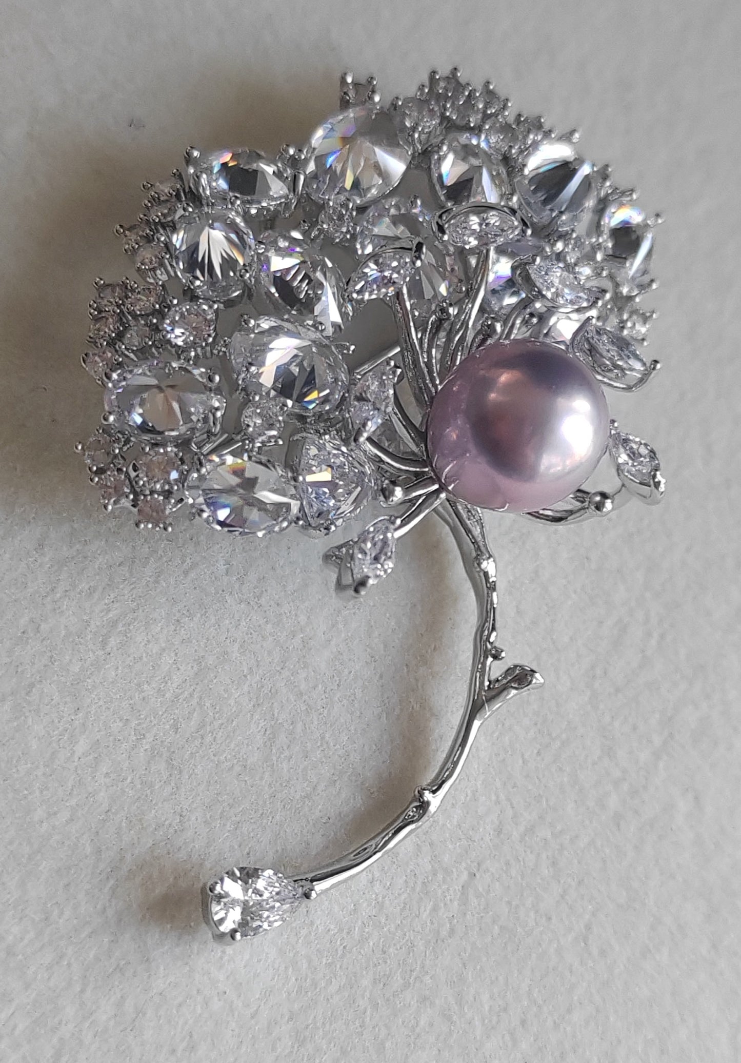 'Pink dandelion' brooch genuine freshwater pearl 10.9mm