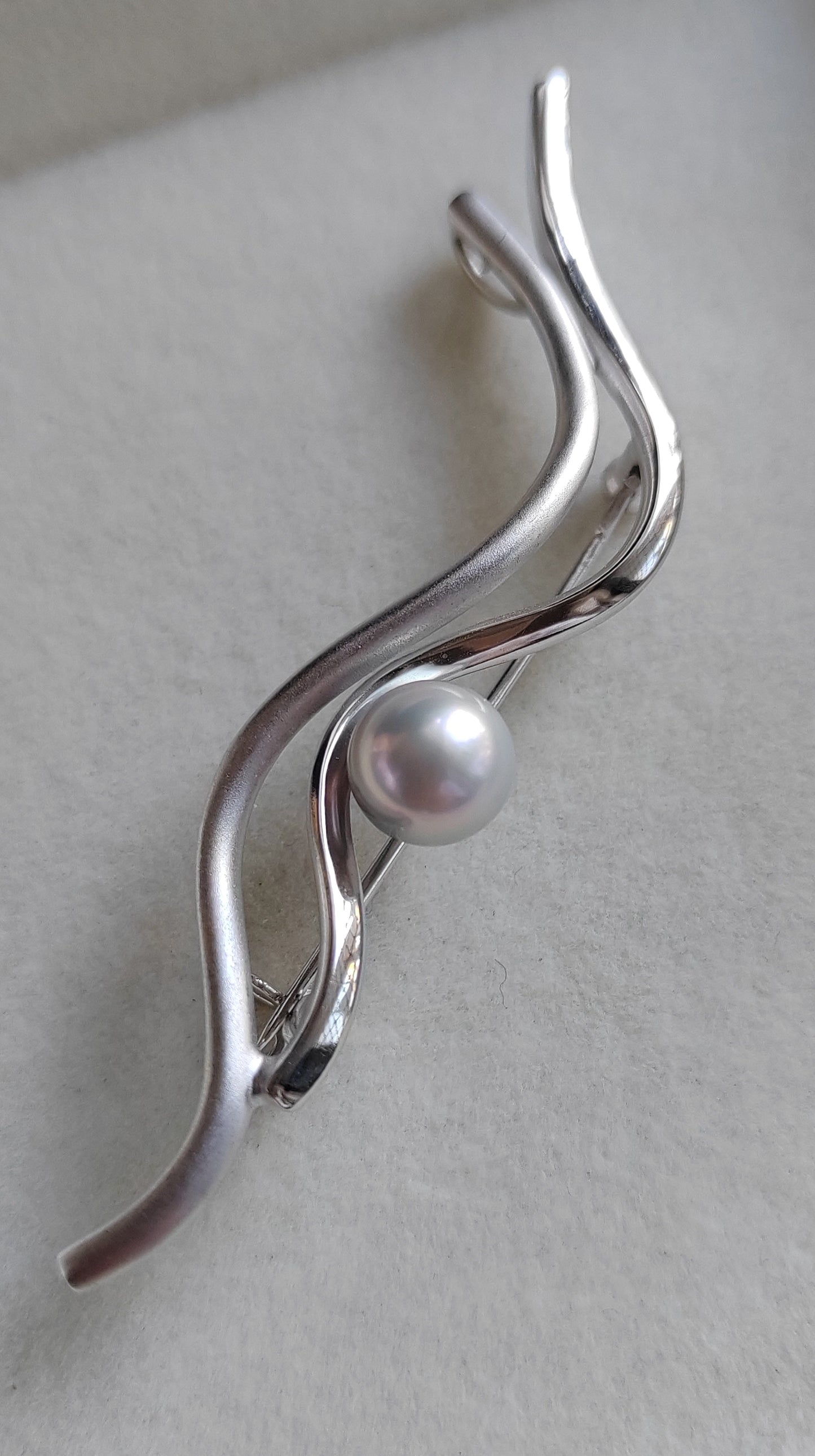 7.8mm Genuine Japanese akoya pearl AAA sterling silver elegant brooch/pendant