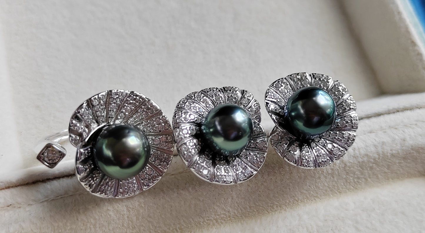 'Green lotus' earrings genuine tahitian south sea pearls 9.1mm