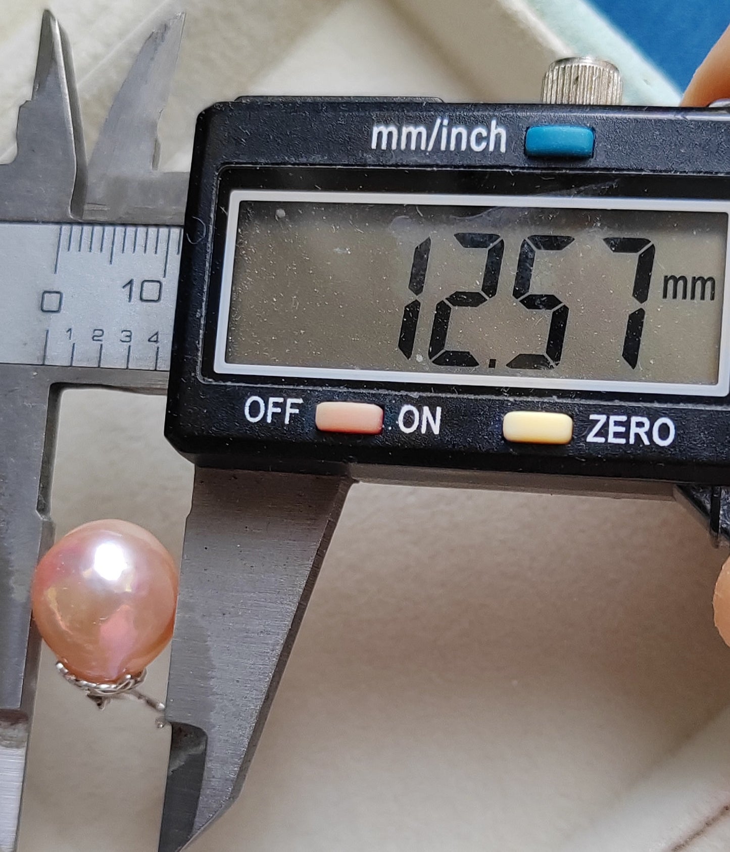 12.5mm Genuine freshwater pearls dangle earrings