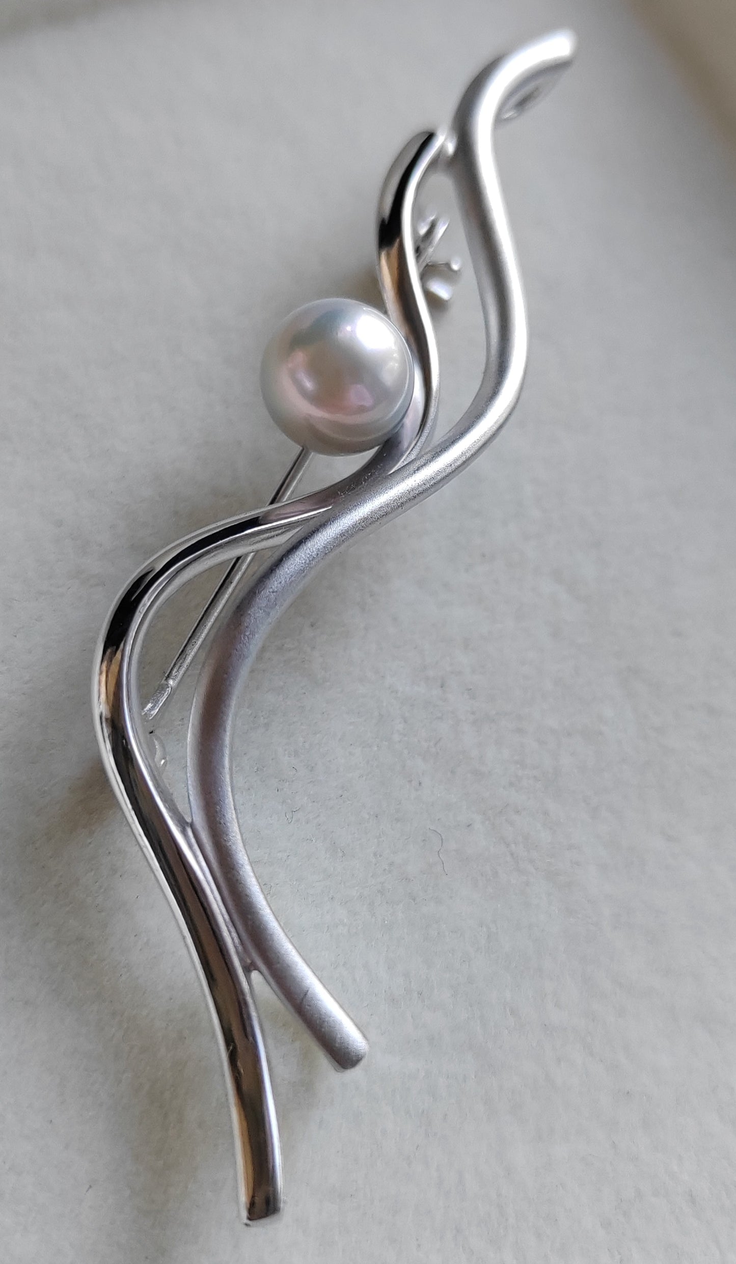 7.8mm Genuine Japanese akoya pearl AAA sterling silver elegant brooch/pendant