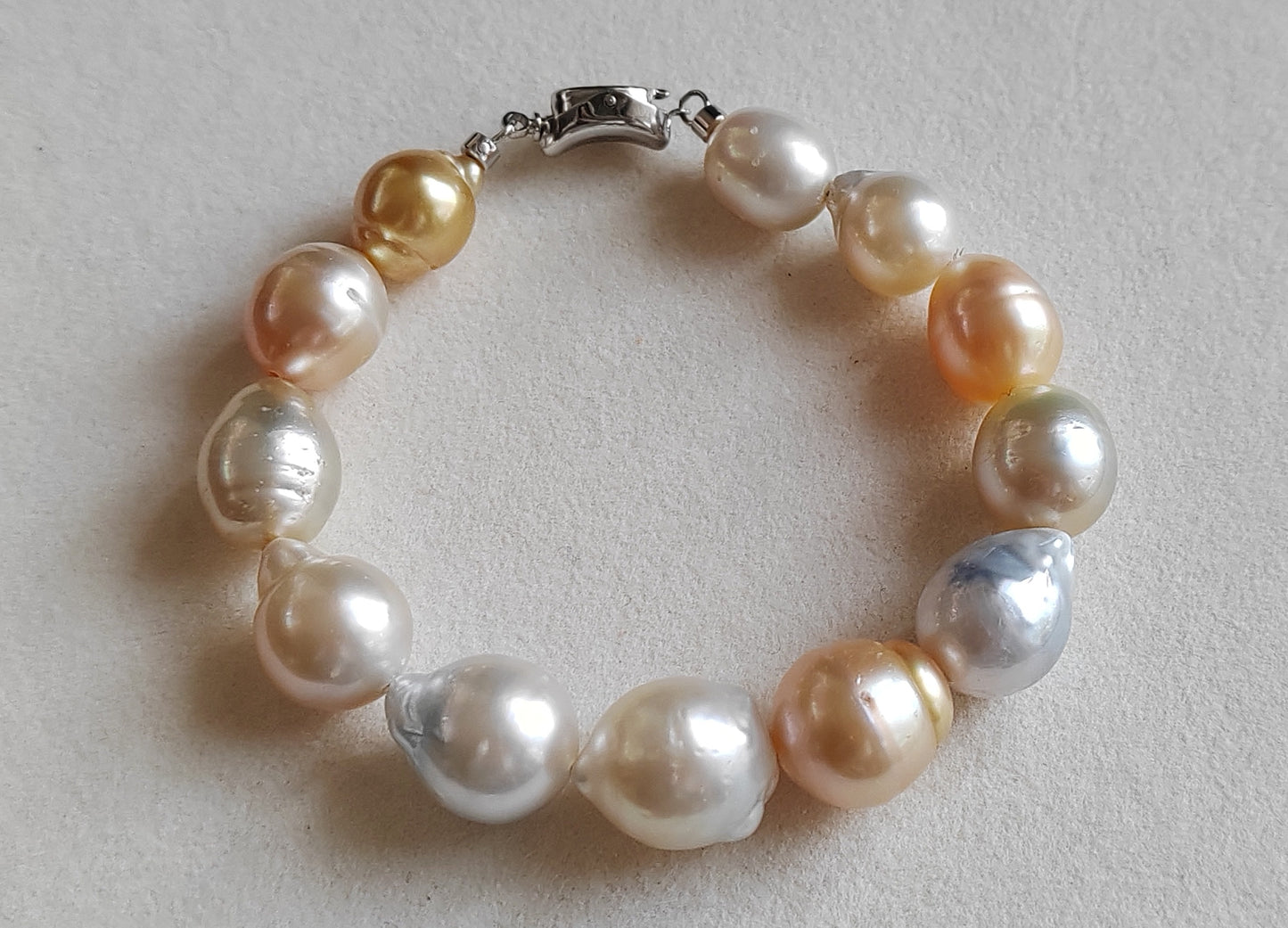 10.8-13.8mm Genuine south sea pearls classic baroque bracelet