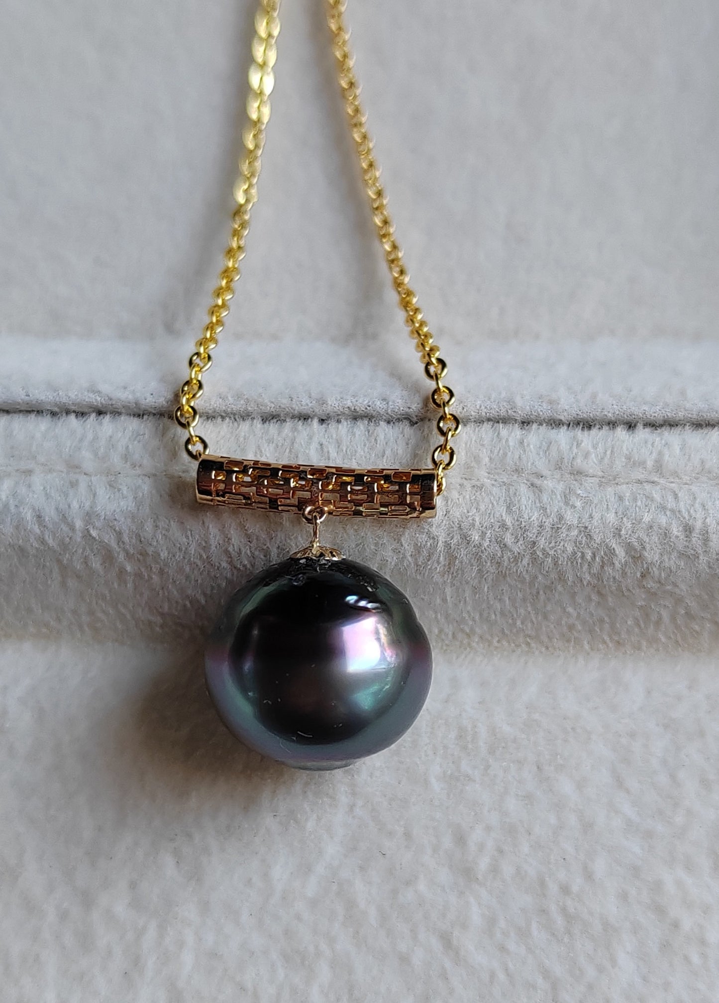 18k gold rainbow drop pendant genuine tahitian south sea pearl 12.8mm