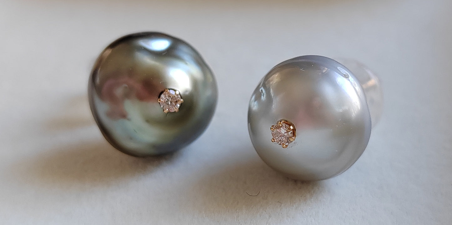Timeless Elegance: 18ct gold diamond earrings genuine tahitian keshi pearls 30.5ct