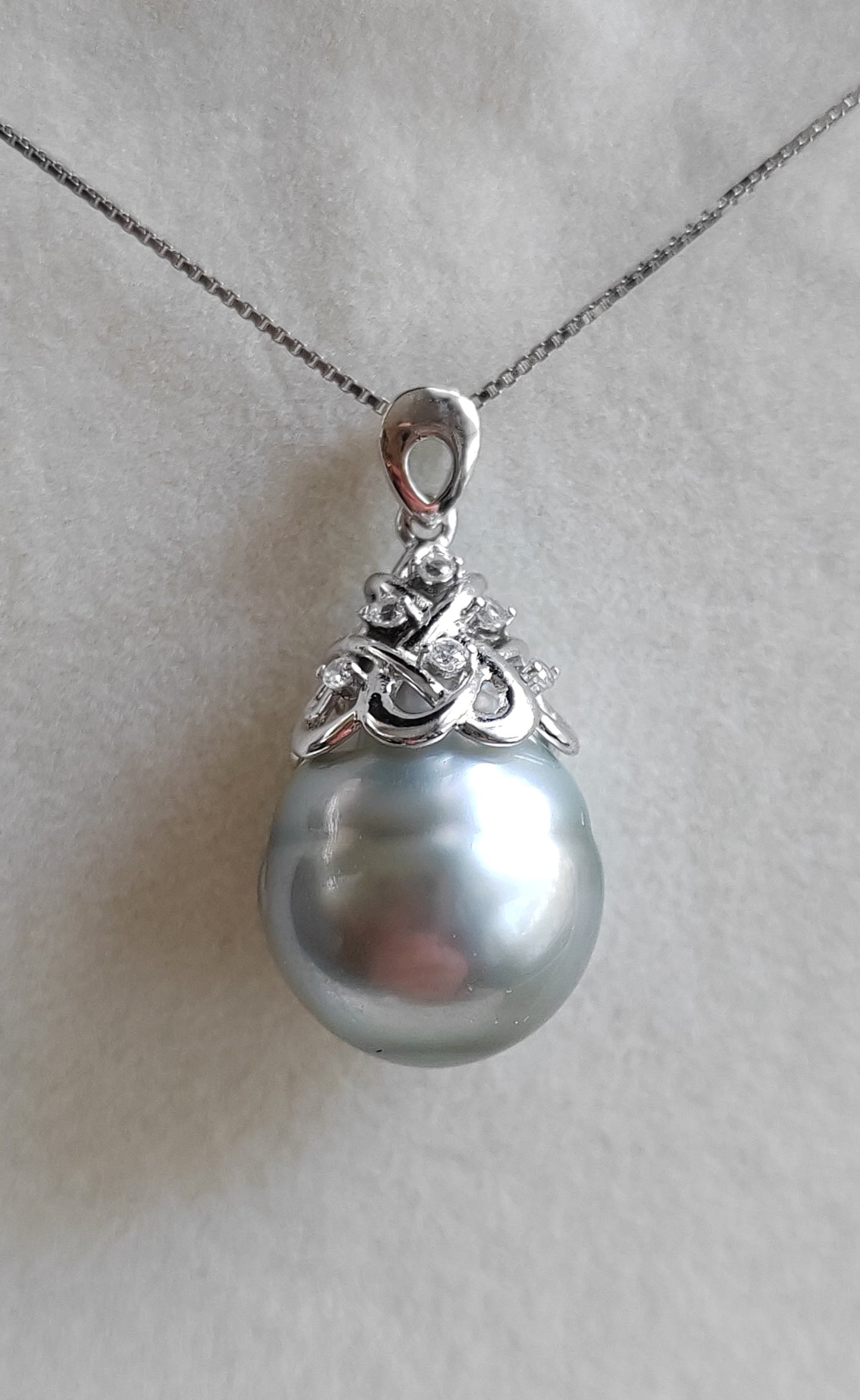12.5mm Genuine tahitian south sea pearl necklace