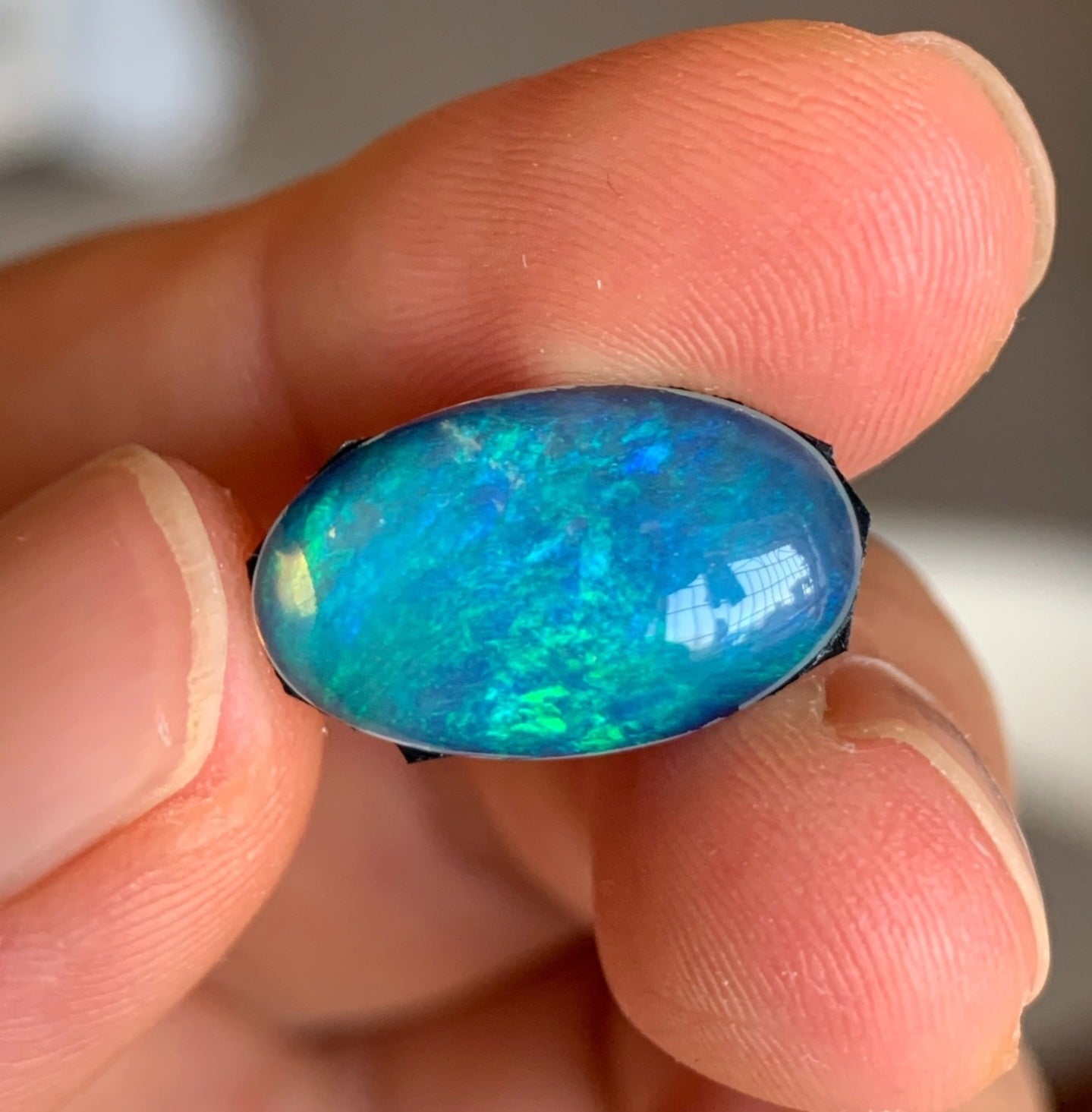 'Eau bleue' 4.52ct Natural Solid Australian Crystal opal 18x11x4mm
