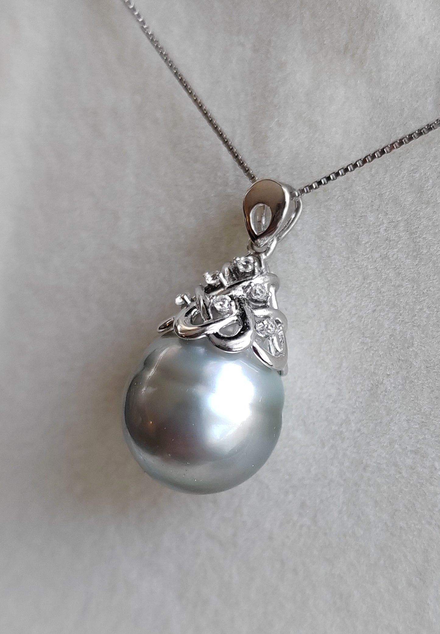 12.5mm Genuine tahitian south sea pearl necklace