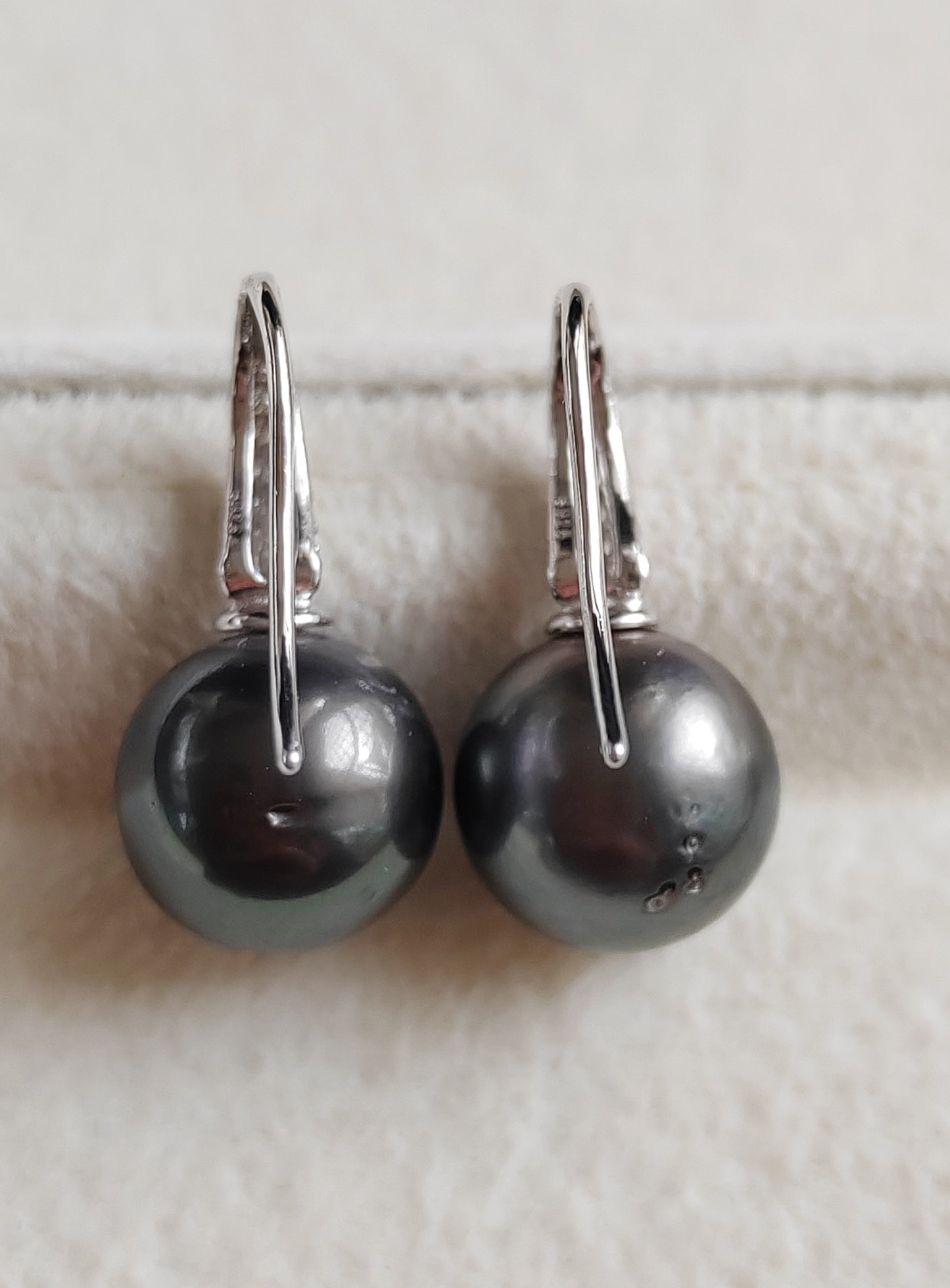 10.4mm Genuine tahitian south sea pearls round classic earrings sterling silver