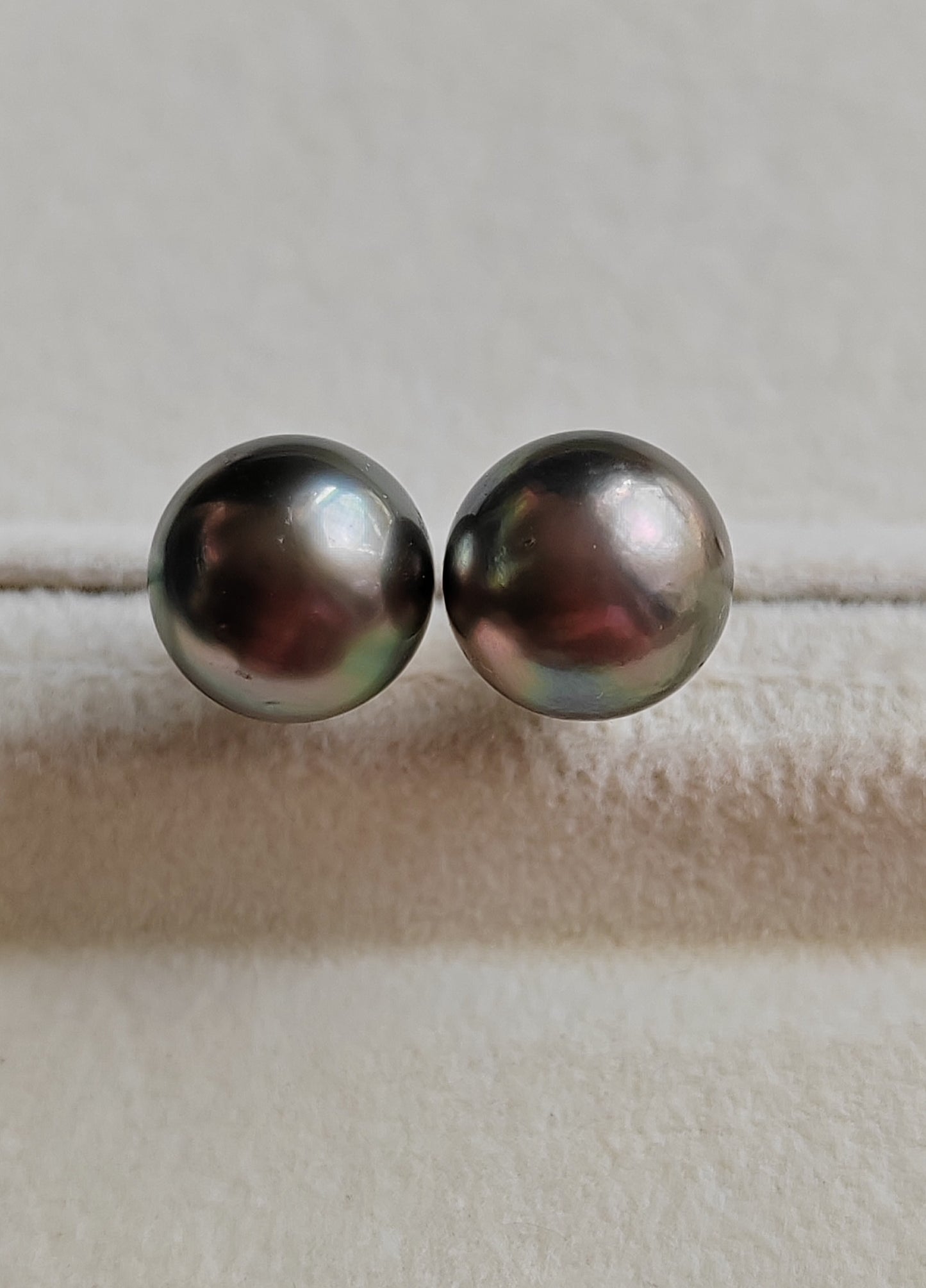 10.3mm Genuine tahitian south sea pearls classic earrings studs 14ct gold