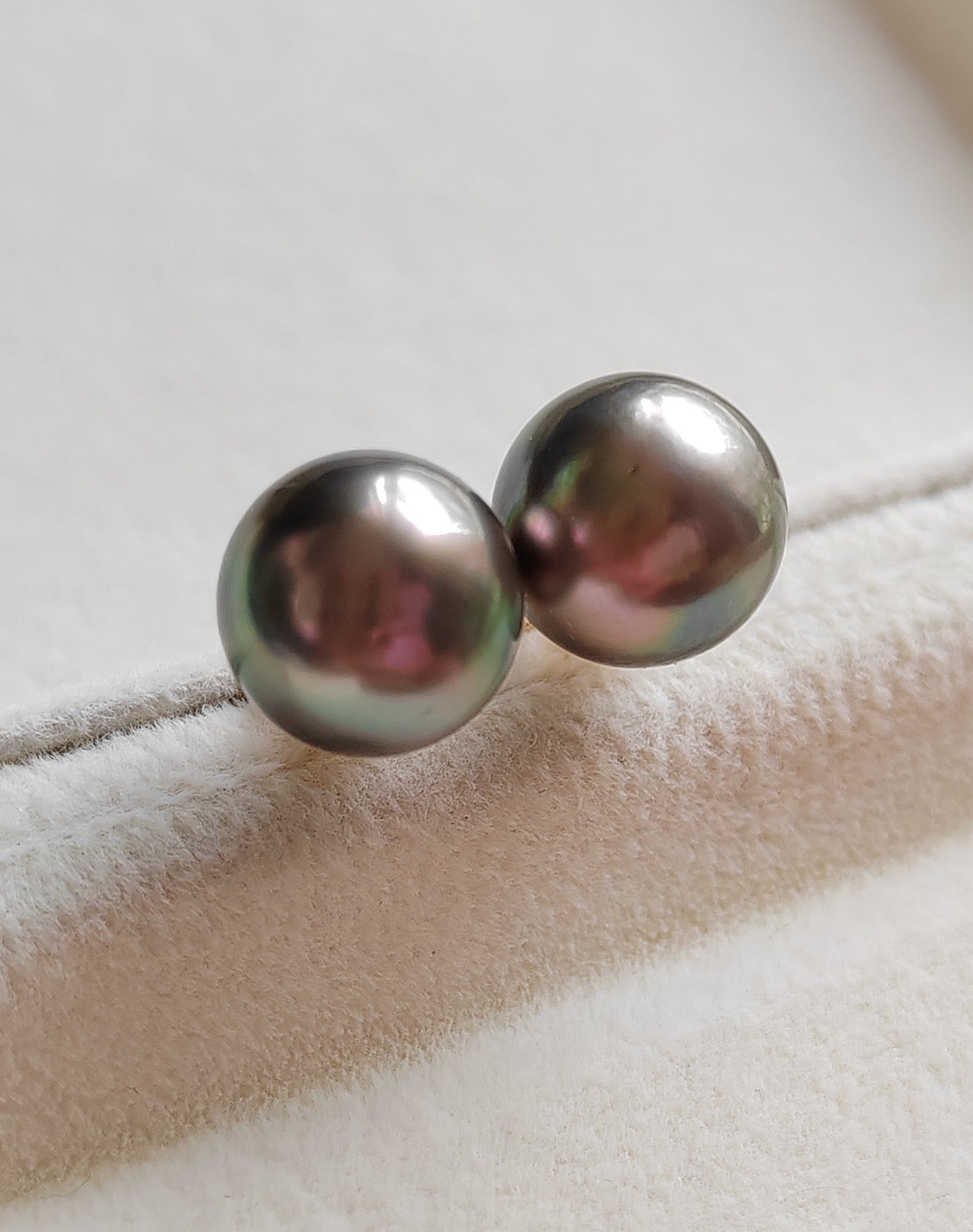 10.3mm Genuine tahitian south sea pearls classic earrings studs 14ct gold