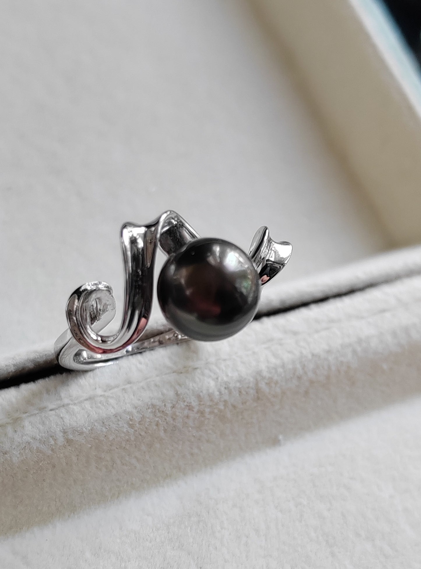 9.3mm Genuine tahitian south sea pearl silver wave ring