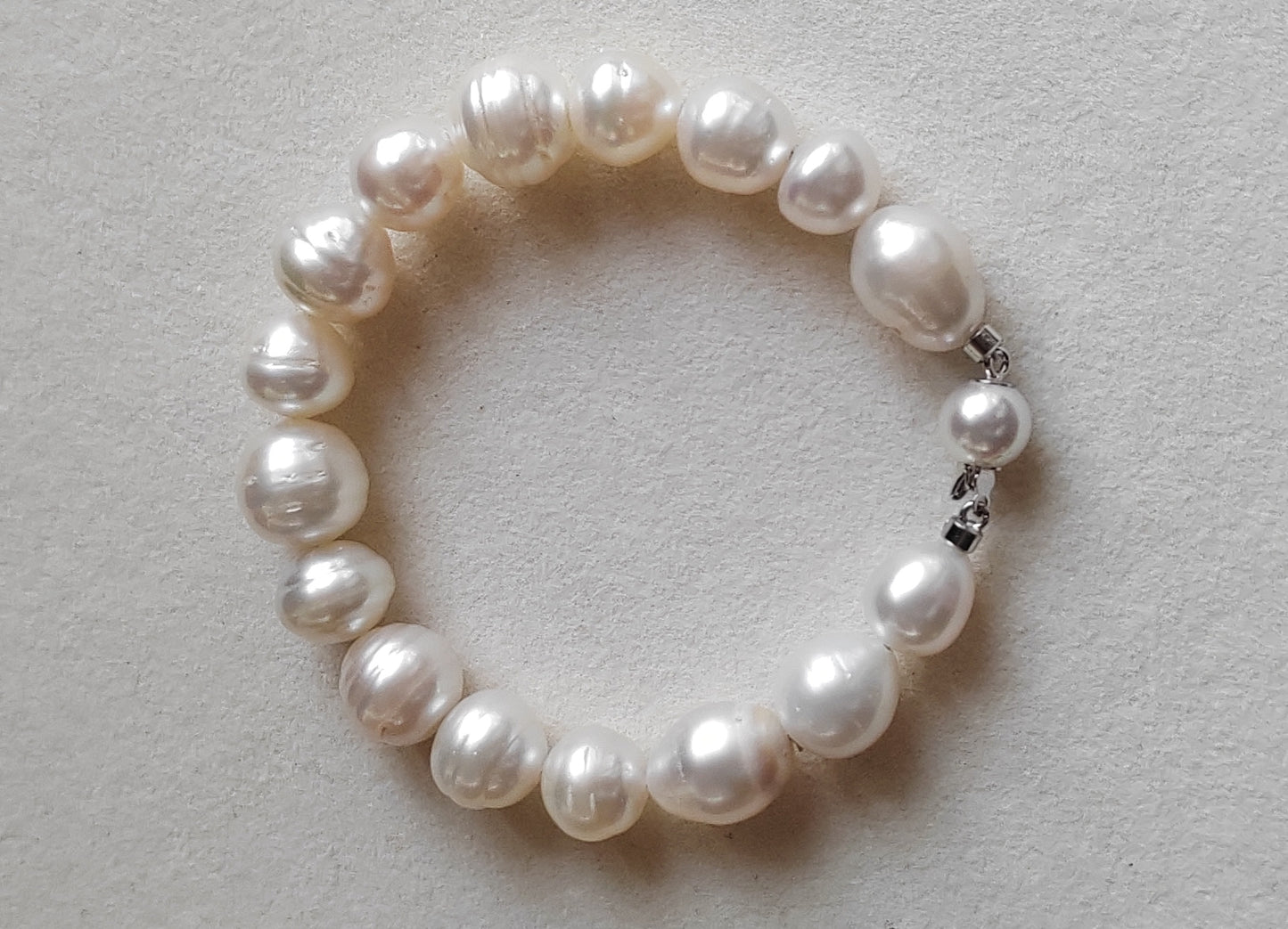 9.4-12.1mm Genuine south sea white pearls classic baroque bracelet