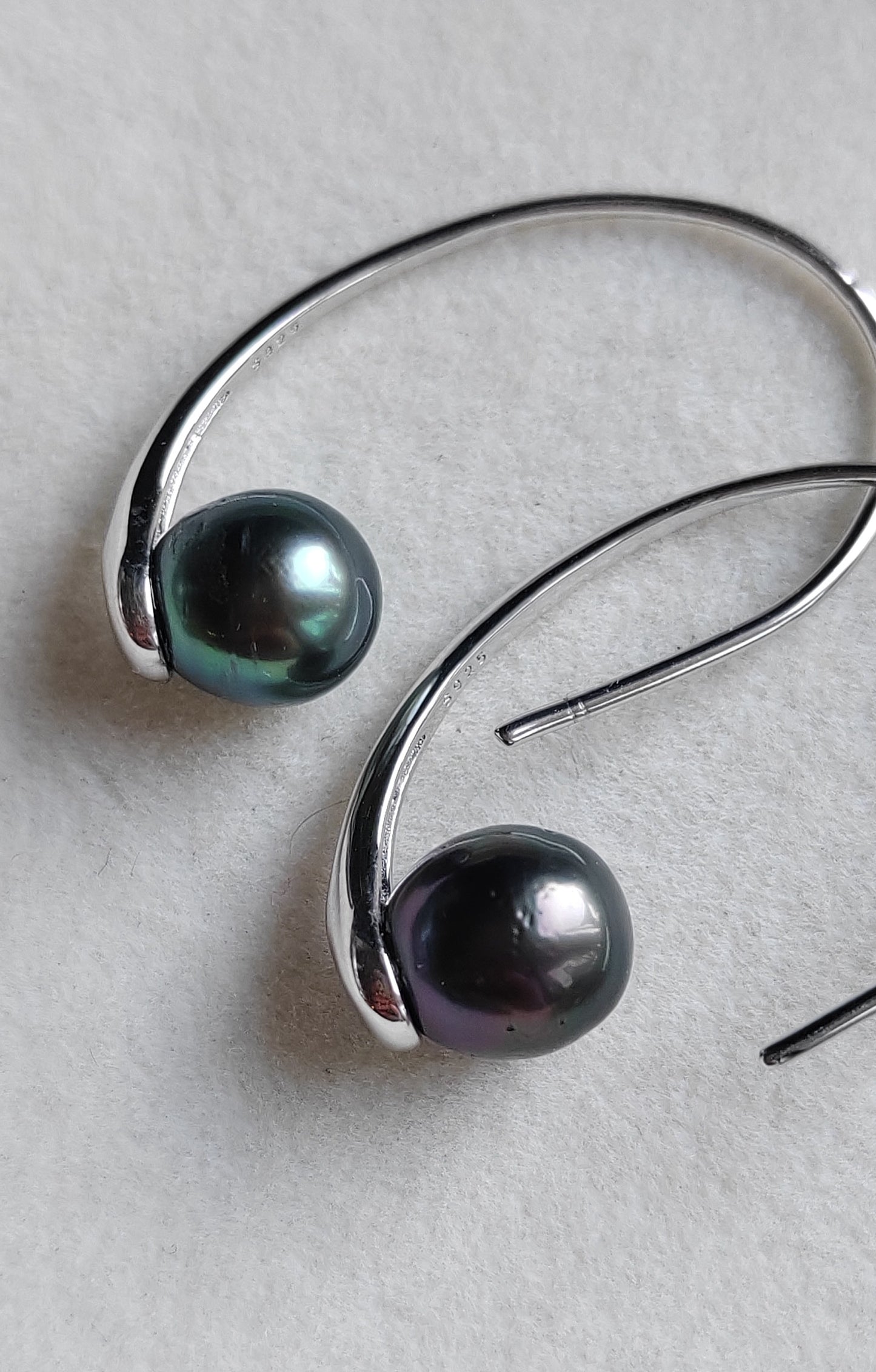 8.1mm Genuine tahitian south sea pearls classic hooms earrings