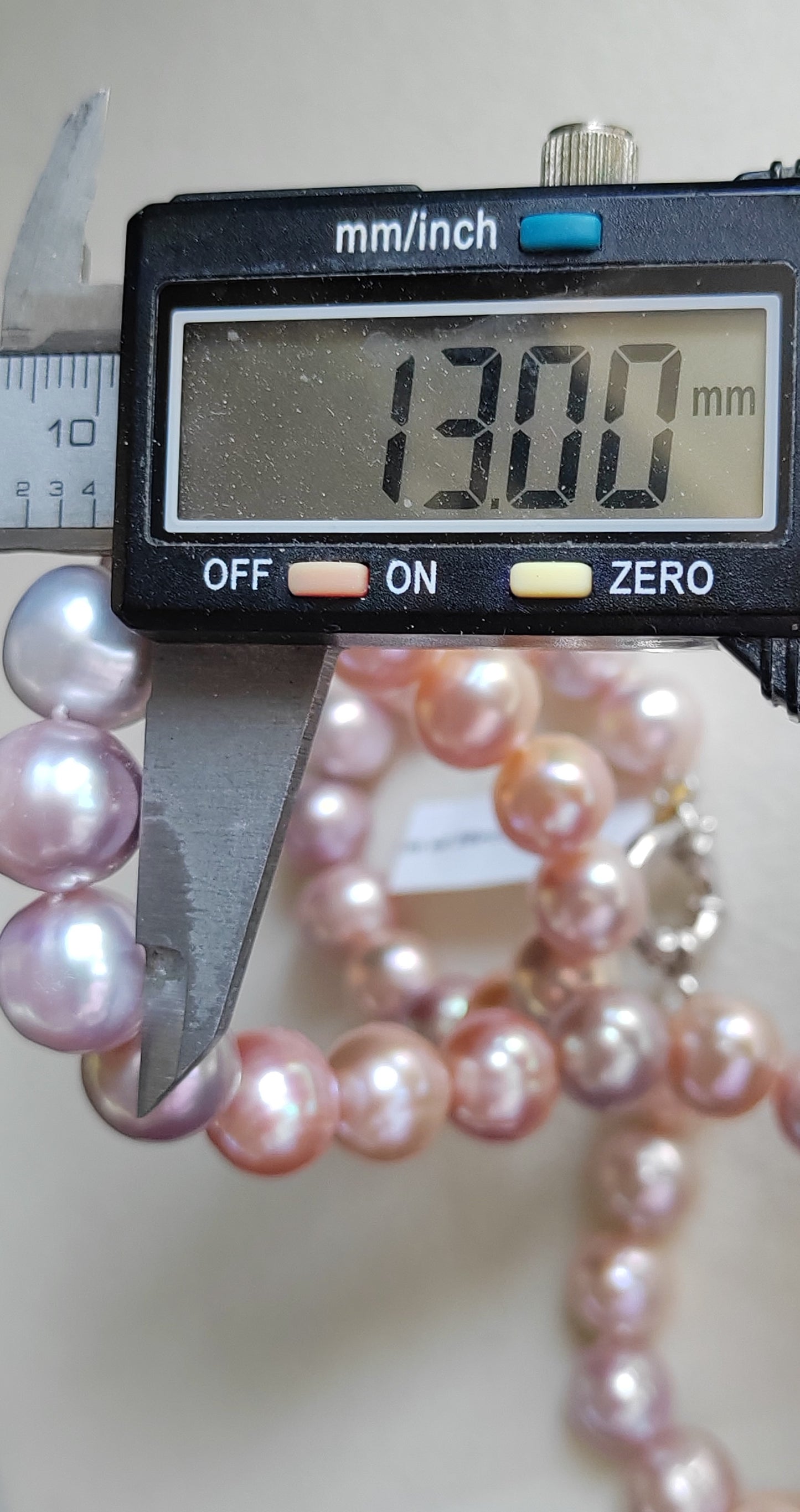 'Rainbow' necklace 10.8-13mm Genuine freshwater pearls