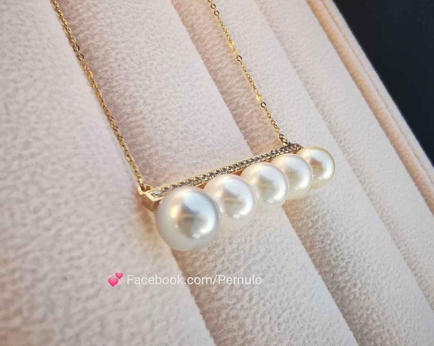 Designer necklace 18k gold genuine Japanese akoya pearls 7.4mm AAA+