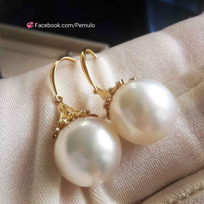 'Fireworks' earrings 18k gold diamond genuine south sea white pearls 12.1mm