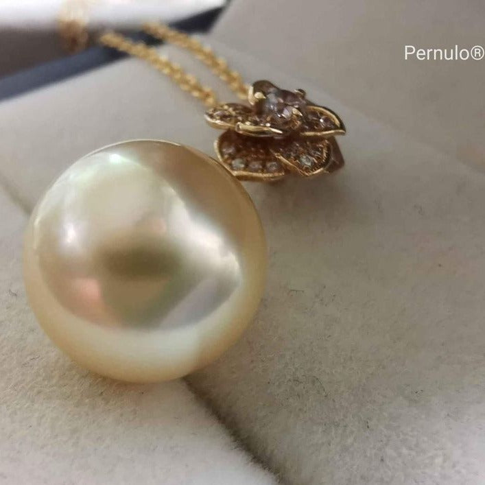 'Camélia' 18k gold pendant genuine golden south sea pearl 11.1mm AAA+