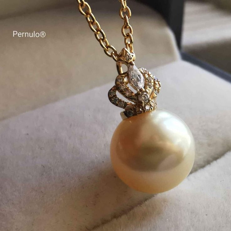 'Princesse' 18k gold pendant genuine south sea pearl 10mm AAAA