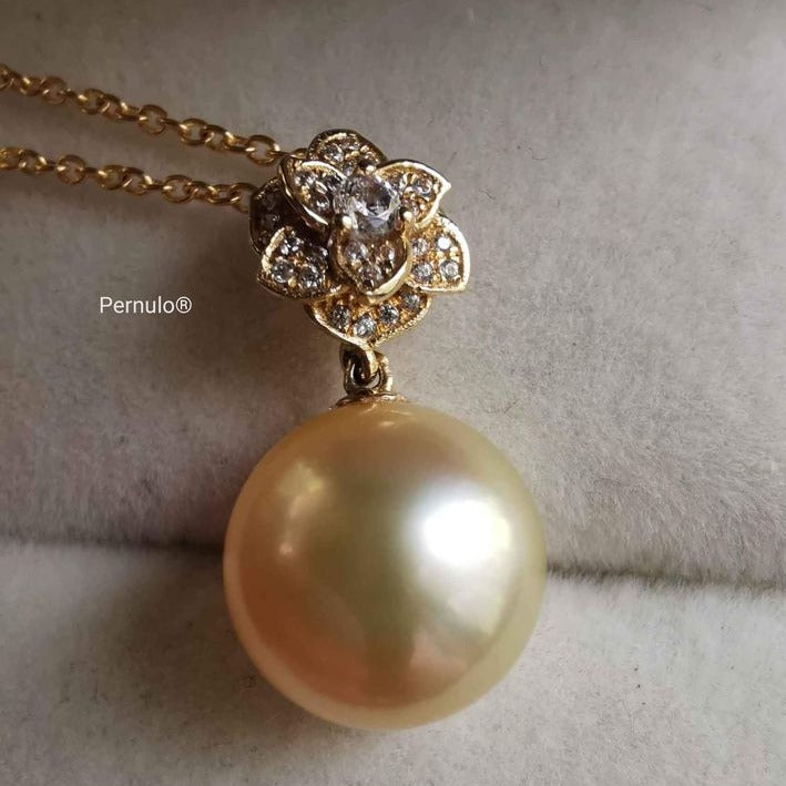 'Camélia' 18k gold pendant genuine golden south sea pearl 11.1mm AAA+