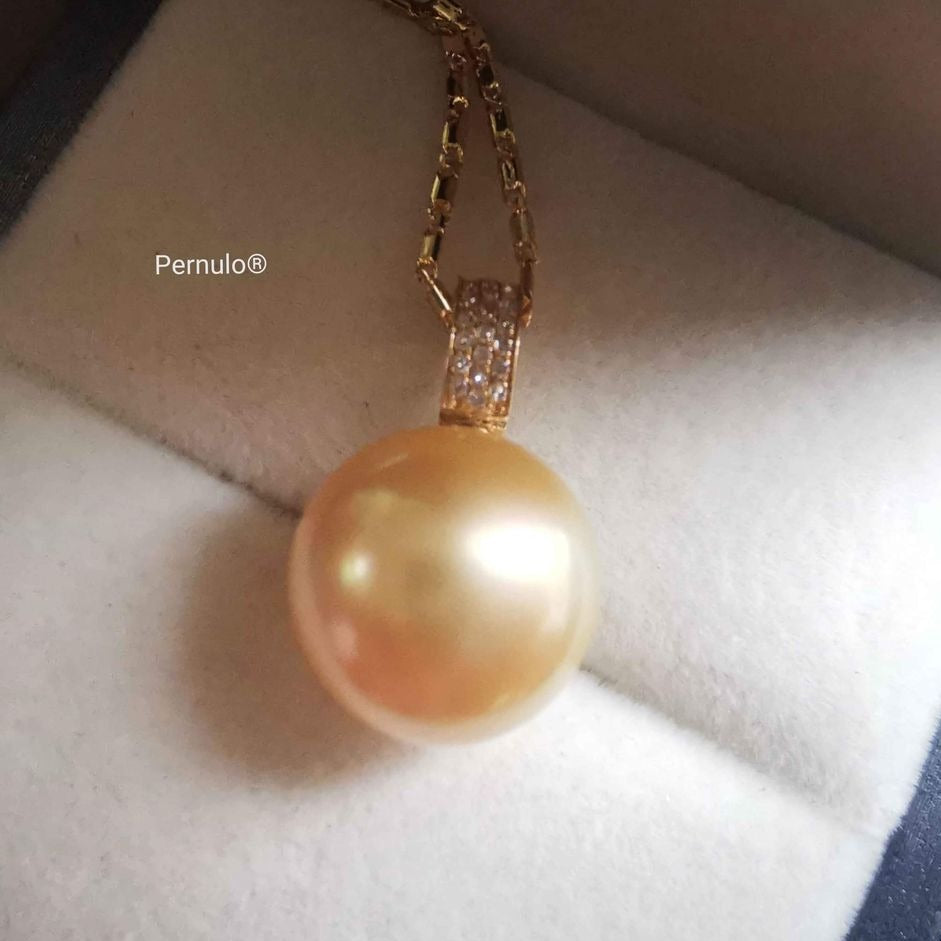 Classic pendant 18k gold diamond genuine golden south sea pearl 13mm AAA+