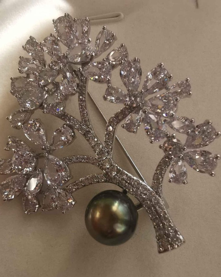 'Crystal Tree' brooch genuine tahitian south sea pearl 9.5mm