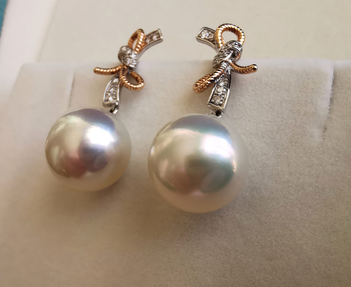 'White Roses' earrings 18k gold diamond genuine south sea pearls 11.7/11.8mm AAAA