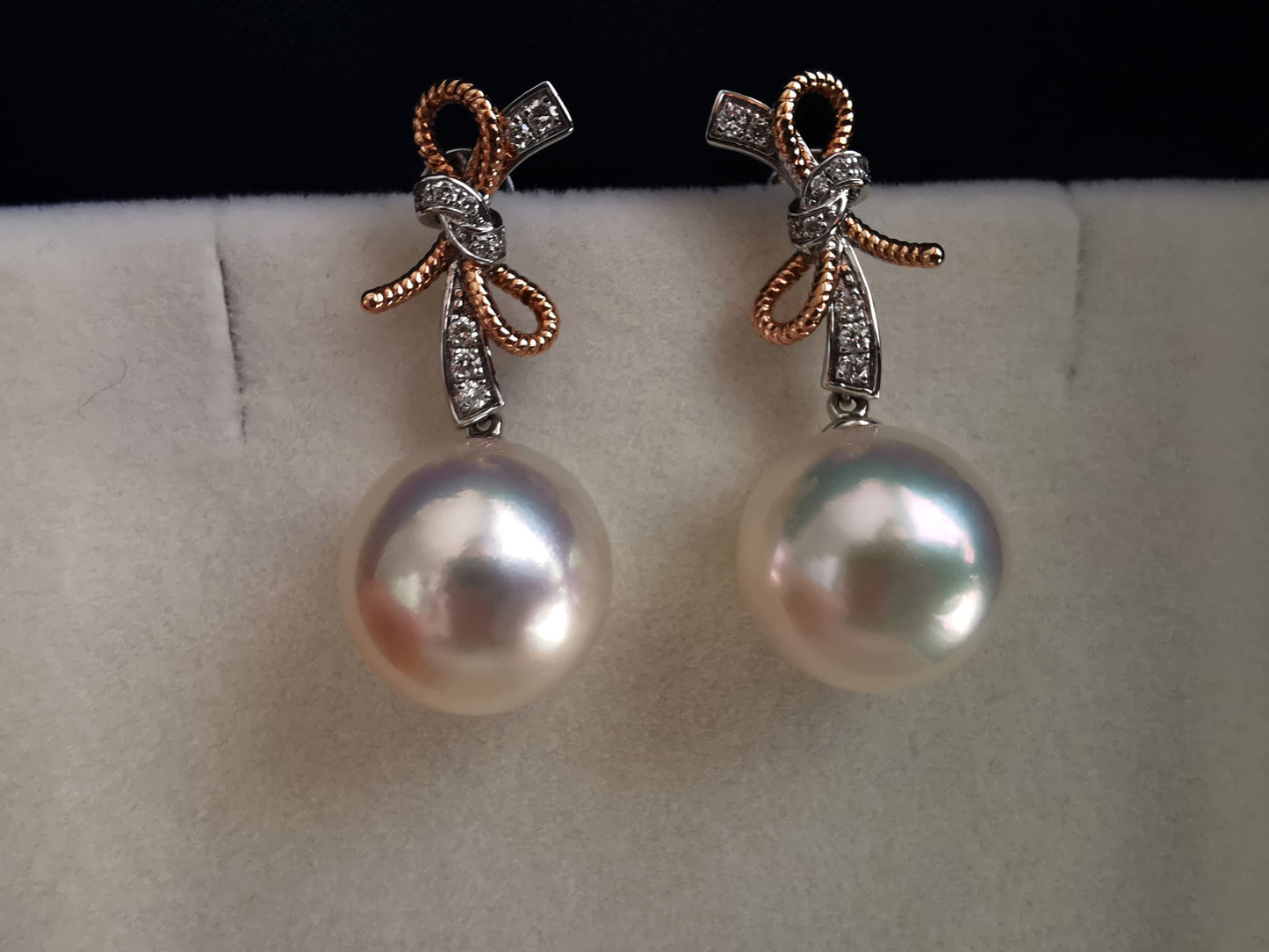 'White Roses' earrings 18k gold diamond genuine south sea pearls 11.7/11.8mm AAAA