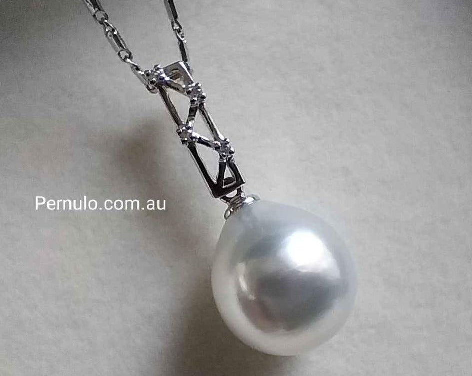 'Raindrop' 18k white gold diamond pendant genuine south sea white pearl 11.2x12mm
