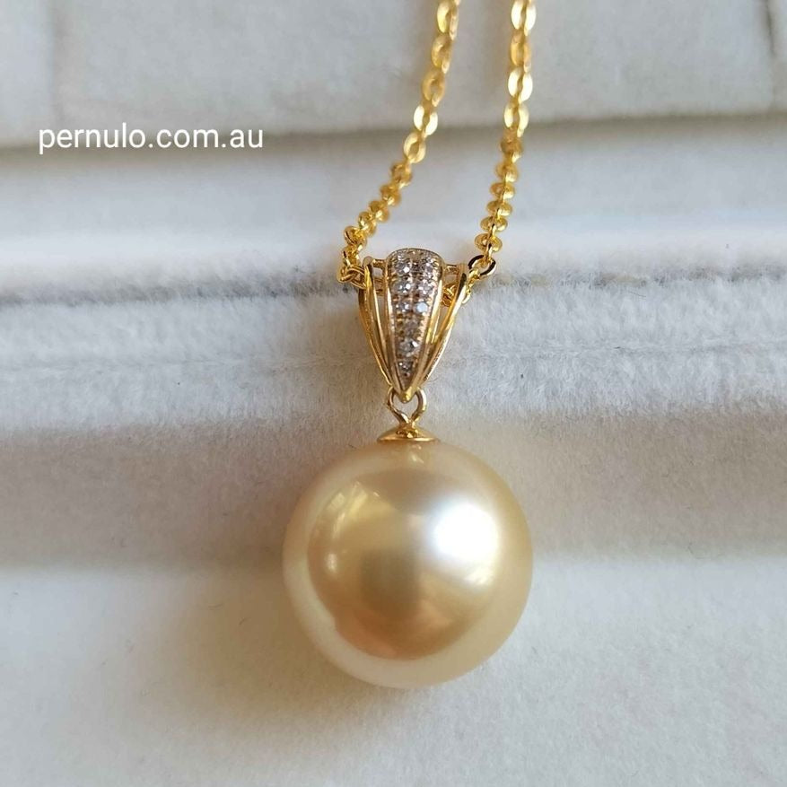 Classic 18k gold diamond pendant genuine golden South sea pearl 12mm AAAA