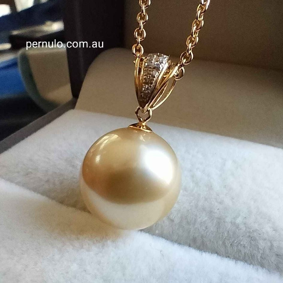 Classic 18k gold diamond pendant genuine golden South sea pearl 12mm AAAA