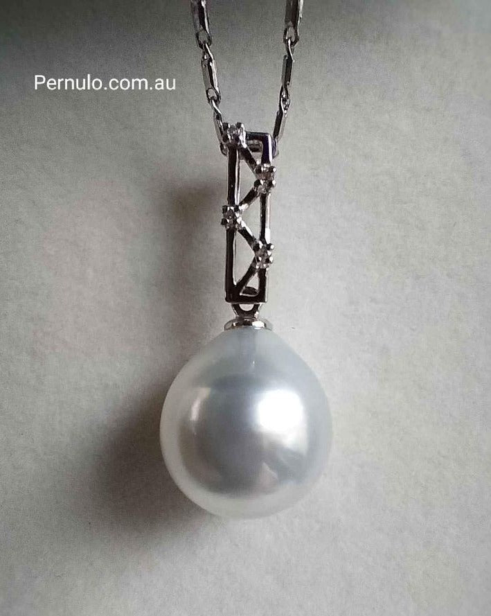 'Raindrop' 18k white gold diamond pendant genuine south sea white pearl 11.2x12mm