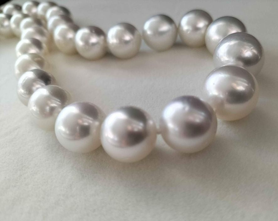 11.9-14.3mm Genuine south sea white pearls classic necklace